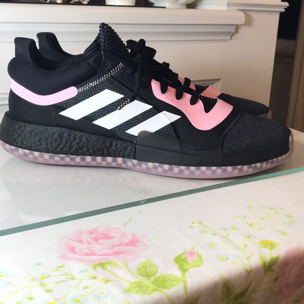 Adidas Marquee Boost Low 18 NWT EE6858 - Picture 1 of 6